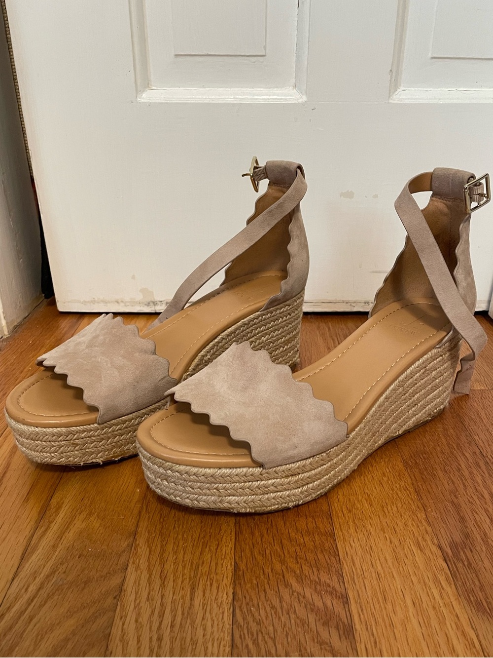 J. Crew Womens Scalloped Suede  Wedge Sandals size 10